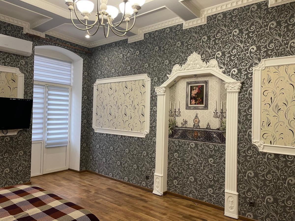 צ'רנוביץ Lux Apartment In Zentrum מראה חיצוני תמונה