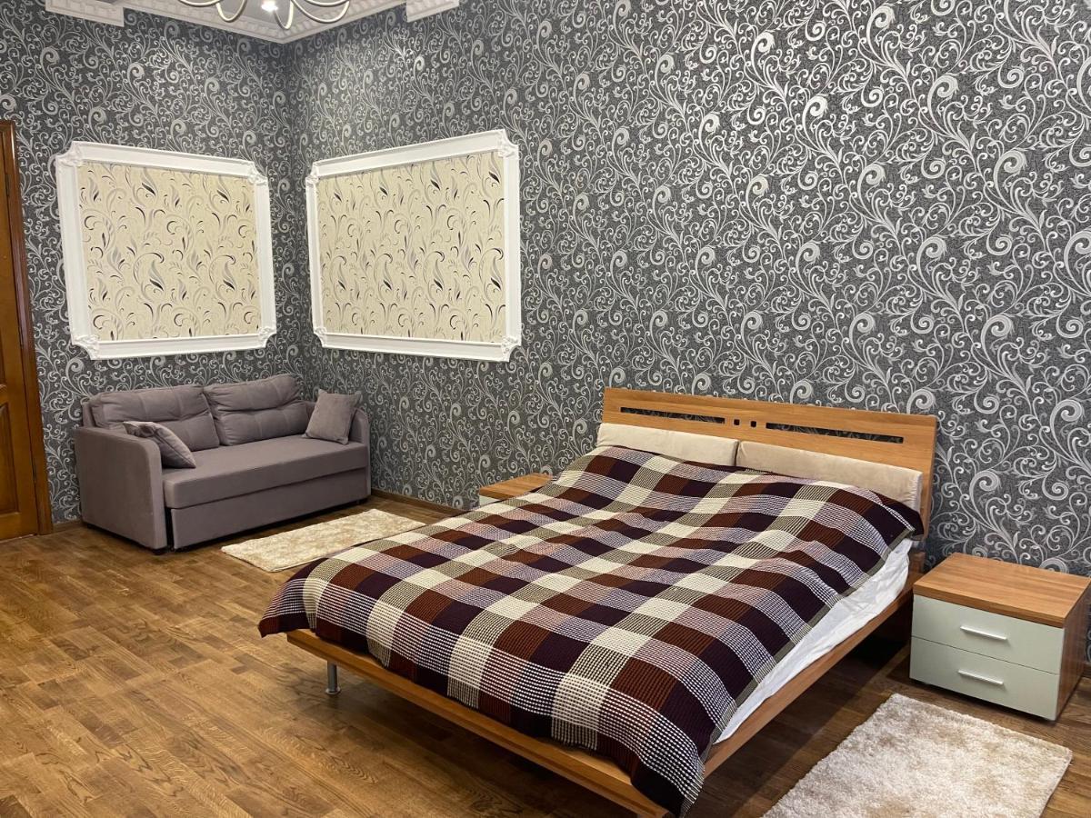 צ'רנוביץ Lux Apartment In Zentrum מראה חיצוני תמונה